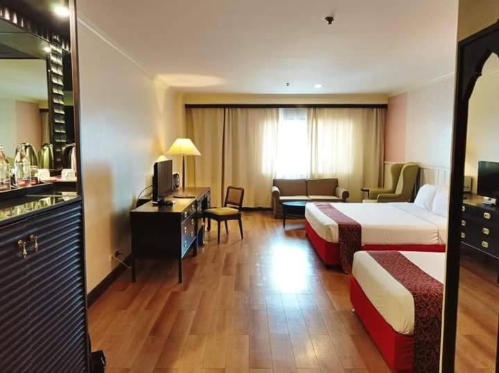Princeton Bangkok Luaran gambar