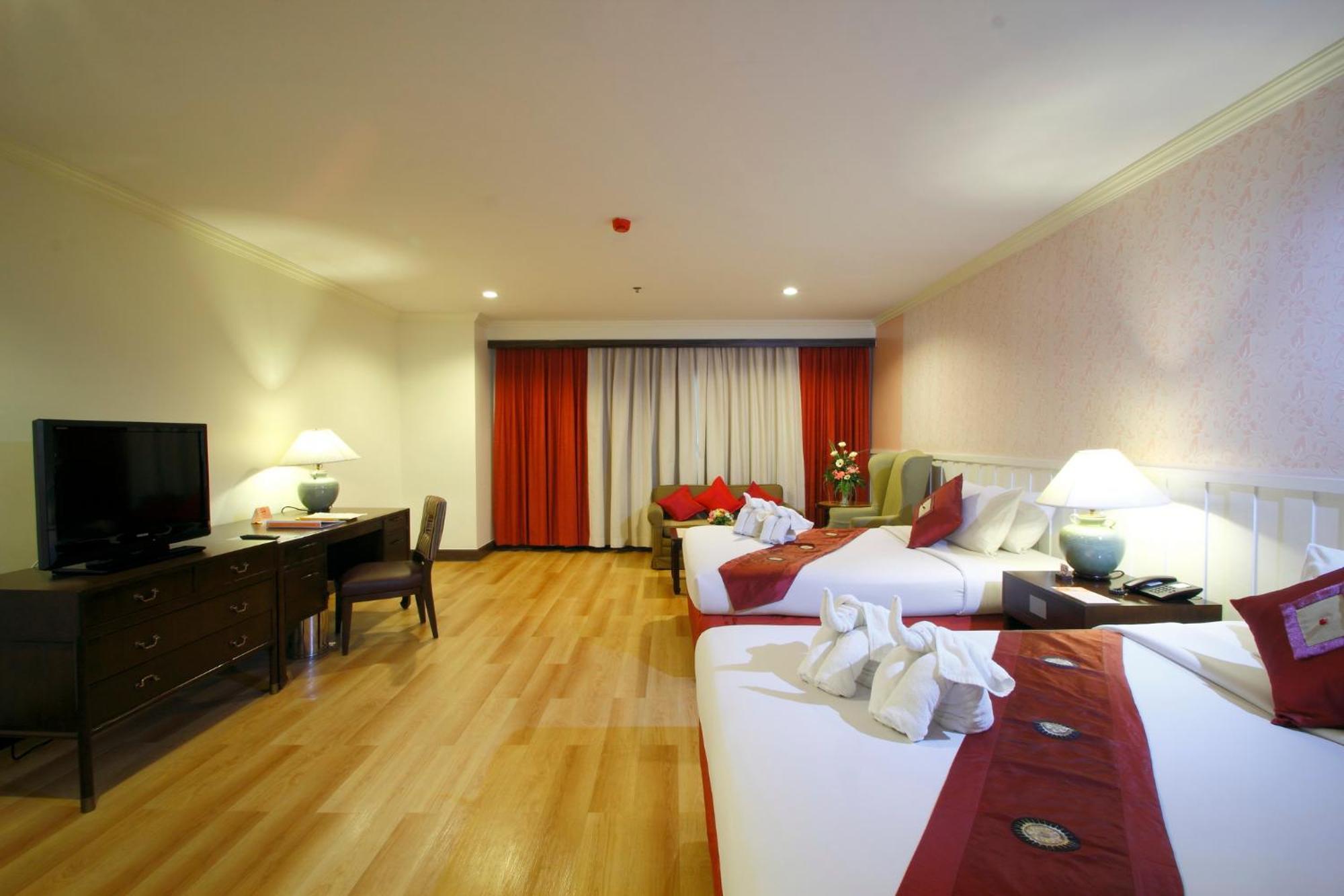 Princeton Bangkok Luaran gambar
