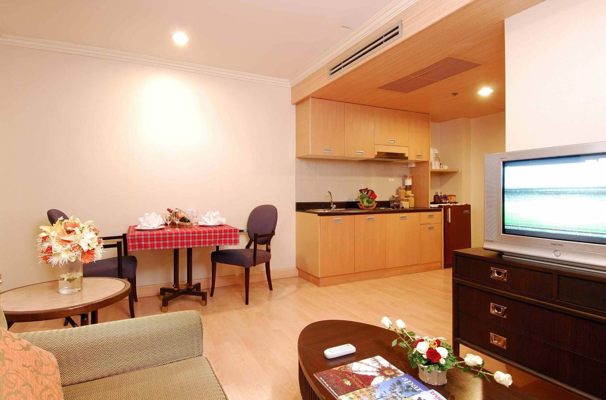 Princeton Bangkok Luaran gambar