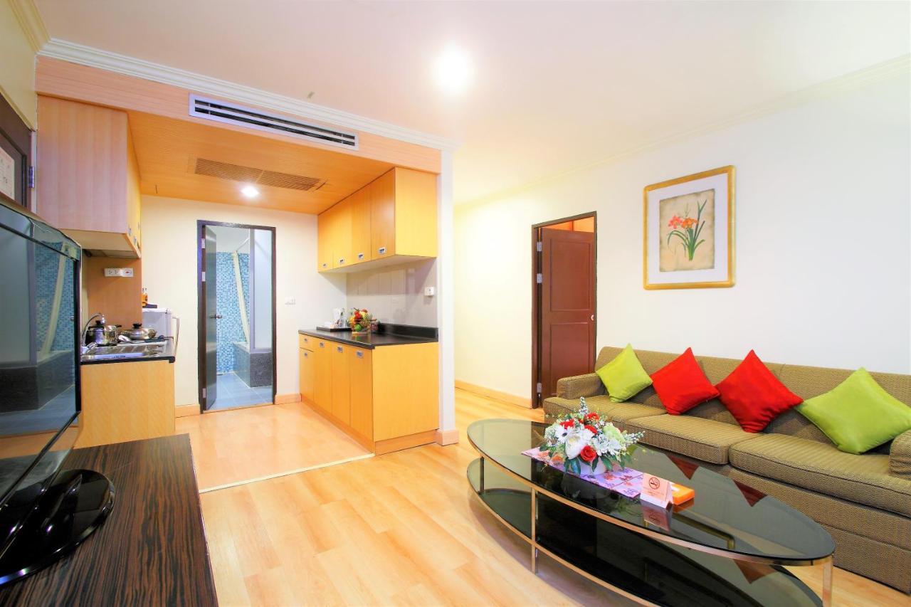 Princeton Bangkok Luaran gambar