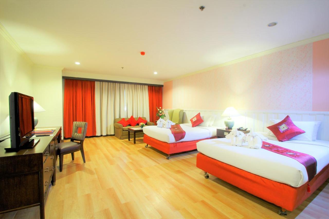 Princeton Bangkok Luaran gambar
