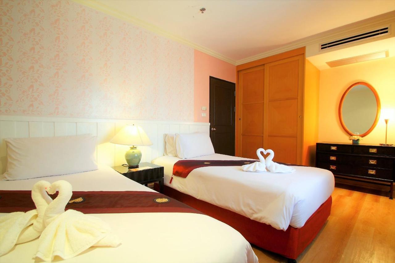 Princeton Bangkok Luaran gambar