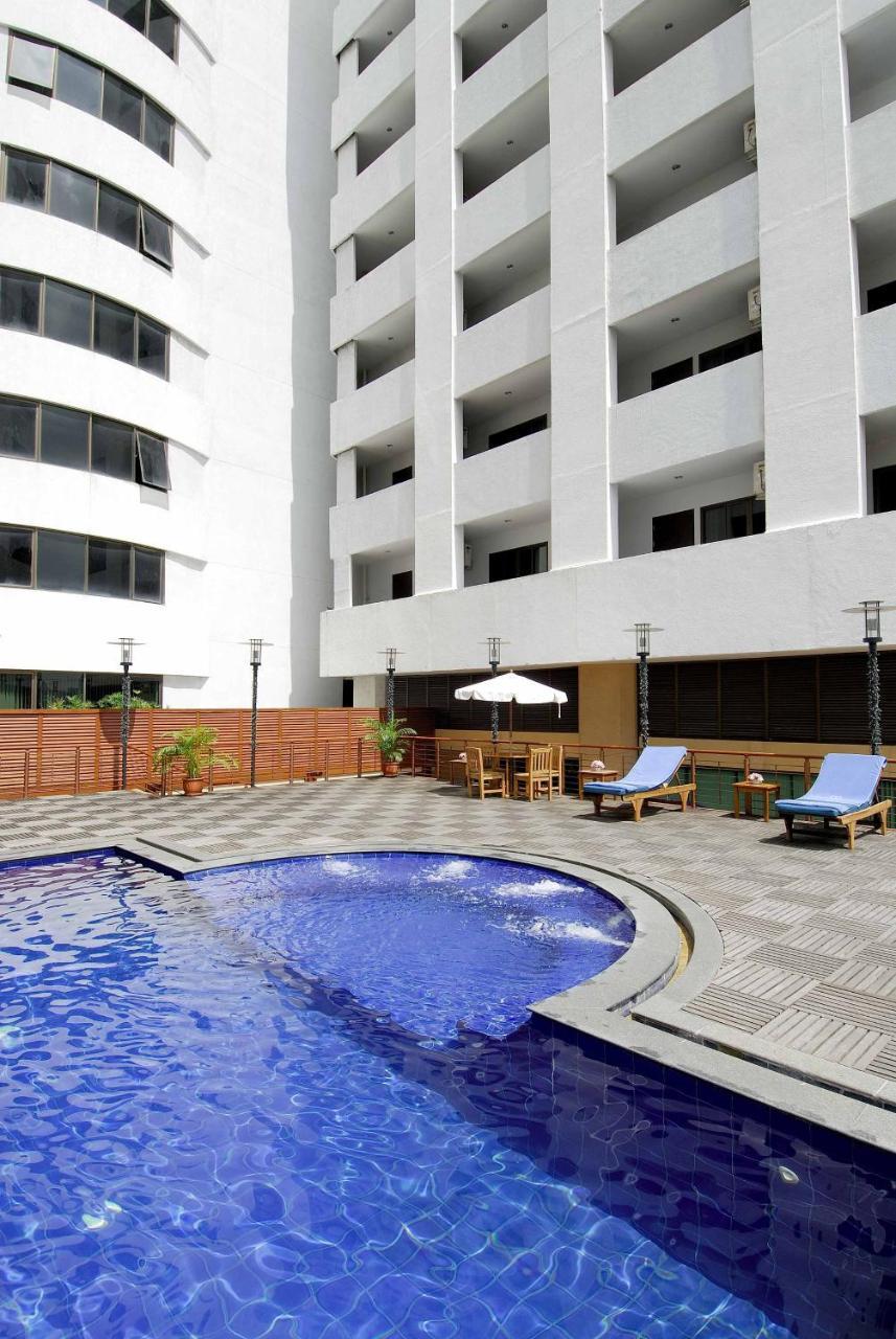 Princeton Bangkok Luaran gambar